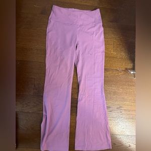COPY - COPY - Lululemon Groove Super-High-Rise Flared Pant Nulu *Regular
Purple…